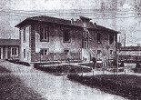 La storia dello stabilimento di via Prenestina si intreccia inevitabilmente con la storia economica e sociale della città di Roma negli anni successivi alla prima guerra mondiale. A Roma si registrava un notevole incremento demografico, dovuto tra le altre ragioni all’immigrazione dalle zone circostanti e dalle altre regioni.